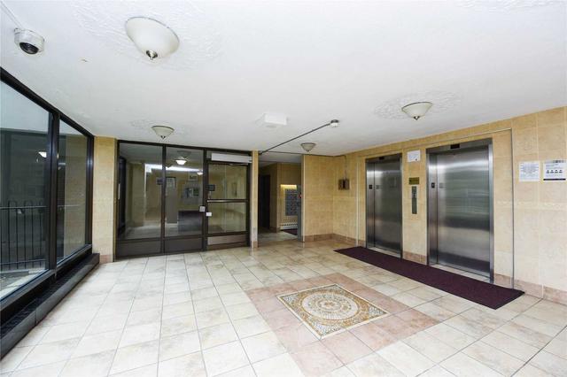 514 - 2121 Roche Crt, Condo with 3 bedrooms, 2 bathrooms and 1 parking in Mississauga ON | Image 25