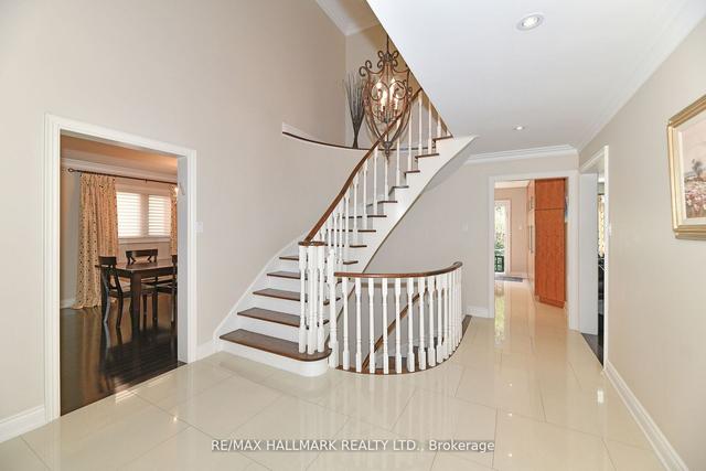25 Grenadier Cres, House detached with 5 bedrooms, 6 bathrooms and 6 parking in Vaughan ON | Image 23