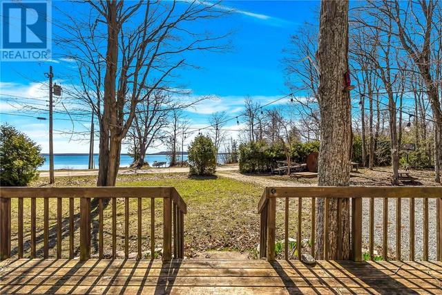 375a Lakeshore Drive, House detached with 3 bedrooms, 1 bathrooms and null parking in Central Manitoulin ON | Image 23
