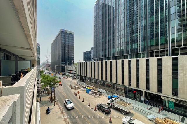 313 - 2221 Yonge St, Condo with 1 bedrooms, 2 bathrooms and 0 parking in Toronto ON | Image 14