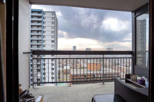 1403 - 150 Charlton Ave E, Condo with 1 bedrooms, 1 bathrooms and 1 parking in Hamilton ON | Image 11