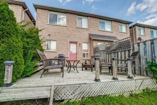 80 Argento Cres, House attached with 3 bedrooms, 3 bathrooms and 2 parking in Vaughan ON | Image 35