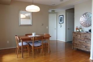 1812 - 238 Doris Ave, Condo with 1 bedrooms, 1 bathrooms and 1 parking in Toronto ON | Image 2