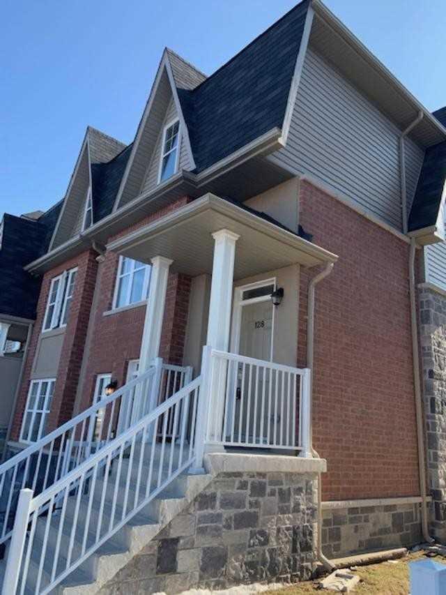 128 - 1380 Costigan Rd, Townhouse with 2 bedrooms, 3 bathrooms and 1 parking in Milton ON | Image 1