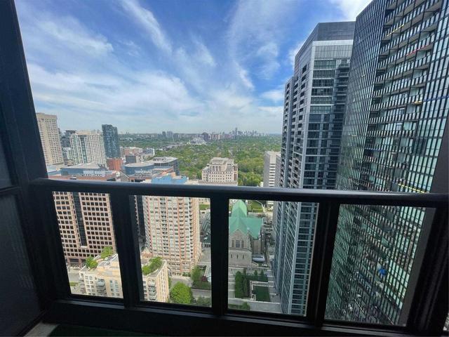 3207 - 101 Charles St E, Condo with 0 bedrooms, 1 bathrooms and 0 parking in Toronto ON | Image 5
