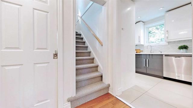 46 Dudley Ave, House detached with 4 bedrooms, 3 bathrooms and 3 parking in Toronto ON | Image 11