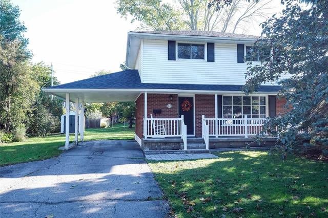 81 Village Dr, House detached with 4 bedrooms, 2 bathrooms and 5 parking in Belleville ON | Image 1