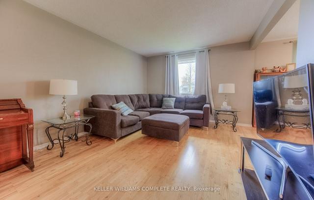 47 Osijek Cres, House detached with 2 bedrooms, 2 bathrooms and 2 parking in Brantford ON | Image 1