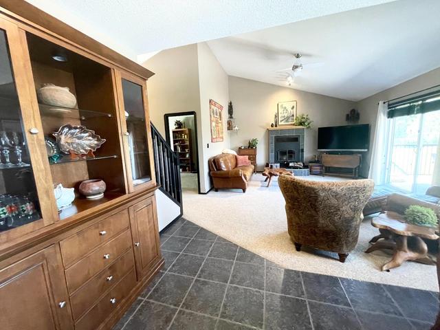 593038 Range Road 122, House detached with 4 bedrooms, 3 bathrooms and null parking in Woodlands County AB | Image 15