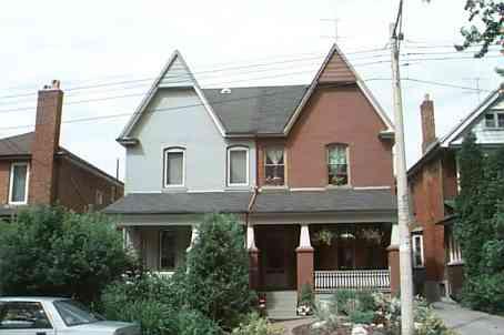 332 Pacific Ave, House semidetached with 4 bedrooms, 1 bathrooms and 1 parking in Toronto ON | Image 1