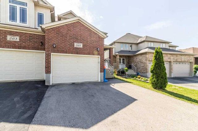 205 Huck Cres, House semidetached with 3 bedrooms, 3 bathrooms and 3 parking in Kitchener ON | Image 23