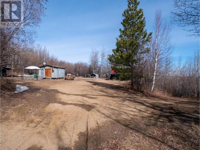 13169 Mckinnon Subdivision, House other with 3 bedrooms, 1 bathrooms and null parking in Peace River D BC | Image 40
