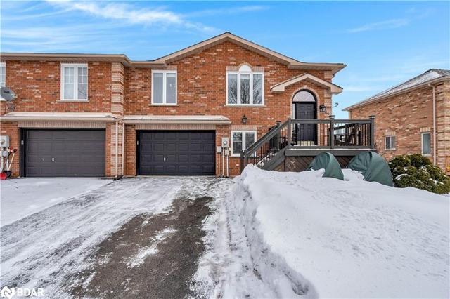 64 Logan Court, House semidetached with 3 bedrooms, 2 bathrooms and 6 parking in Barrie ON | Image 31