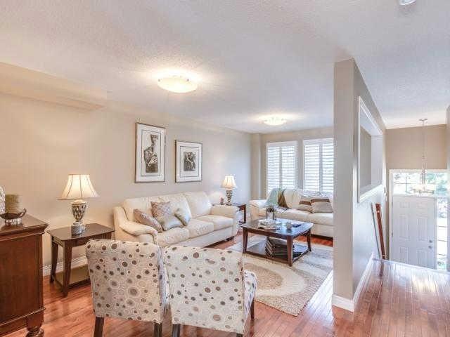 th#12 - 2280 Baronwood Dr, House attached with 3 bedrooms, 4 bathrooms and 2 parking in Oakville ON | Image 2