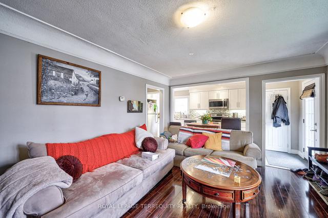 453 East 37th St, House detached with 3 bedrooms, 2 bathrooms and 4 parking in Hamilton ON | Image 7