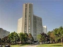 1002 - 3700 Kaneff Cres, Condo with 2 bedrooms, 2 bathrooms and 1 parking in Mississauga ON | Image 1