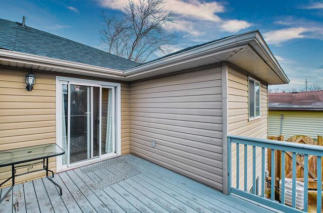 18 Rosedale Ave, House semidetached with 2 bedrooms, 2 bathrooms and 3 parking in St. Catharines ON | Image 29