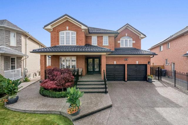 40 Dragon Tree Cres, House detached with 5 bedrooms, 4 bathrooms and 6 parking in Brampton ON | Card Image