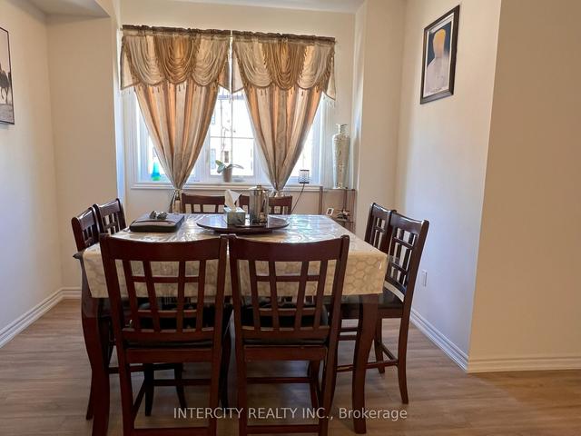 12 - 68 First St, House attached with 3 bedrooms, 3 bathrooms and 2 parking in Orangeville ON | Image 3