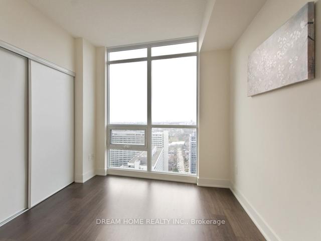 2902 - 30 Roehampton Ave, Condo with 2 bedrooms, 2 bathrooms and 0 parking in Toronto ON | Image 12