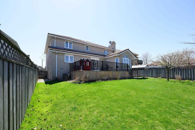 6 Knights Crt, House detached with 4 bedrooms, 3 bathrooms and 8 parking in Hamilton ON | Image 33