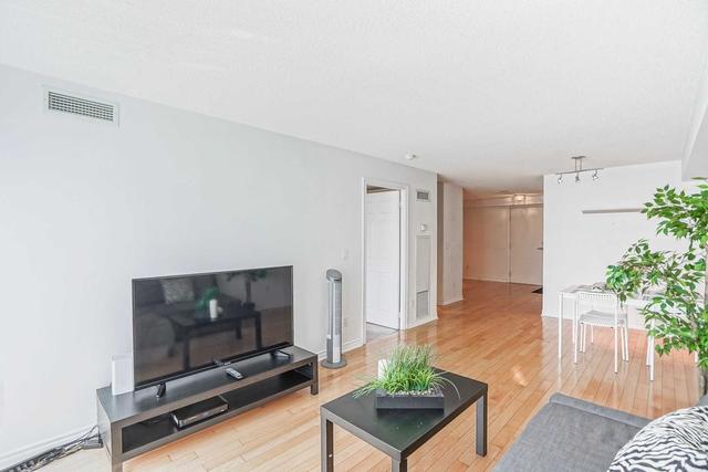 833 - 250 Wellington St W, Condo with 1 bedrooms, 1 bathrooms and 0 parking in Toronto ON | Image 15