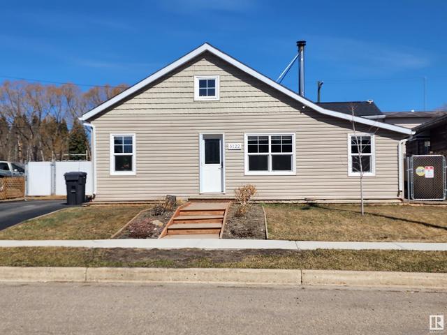 5122 52 Av, House detached with 2 bedrooms, 1 bathrooms and 4 parking in Elk Point AB | Image 50