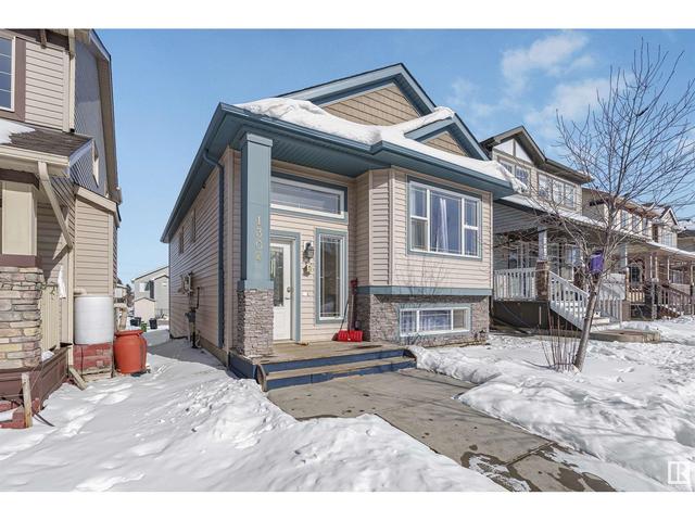 1304 29 Av Nw, House detached with 5 bedrooms, 2 bathrooms and null parking in Edmonton AB | Image 1