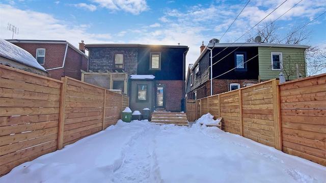 172 Queensdale Ave, House semidetached with 3 bedrooms, 2 bathrooms and 0 parking in Toronto ON | Image 30
