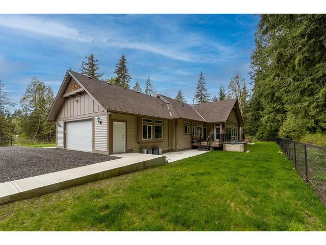12156 Bell Street, House detached with 6 bedrooms, 5 bathrooms and 12 parking in Mission BC | Image 25
