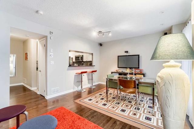 303 - 3 Everson Dr, Townhouse with 2 bedrooms, 2 bathrooms and 1 parking in Toronto ON | Image 24
