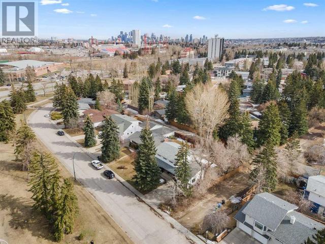 2419 Usher Road Nw, House detached with 4 bedrooms, 2 bathrooms and 4 parking in Calgary AB | Image 5