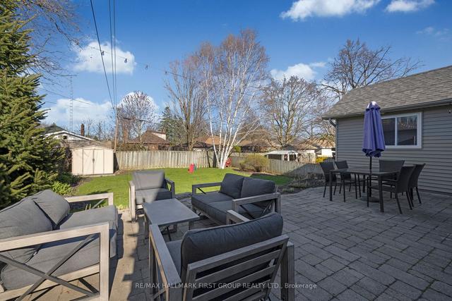 903 Mary St N, House detached with 3 bedrooms, 2 bathrooms and 4 parking in Oshawa ON | Image 32