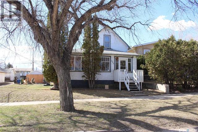 834 6th Avenue Nw, House detached with 3 bedrooms, 1 bathrooms and null parking in Moose Jaw SK | Image 3
