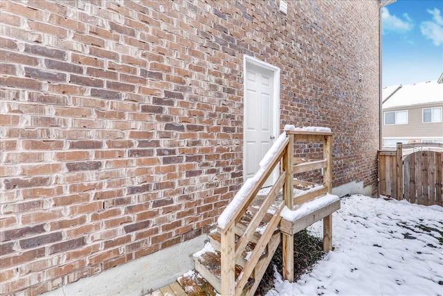 129 Sharavogue Ave, House detached with 4 bedrooms, 6 bathrooms and 6 parking in Oshawa ON | Image 22