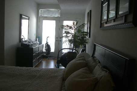 22 - 36 Gibson Ave, Townhouse with 2 bedrooms, 2 bathrooms and 1 parking in Toronto ON | Image 6