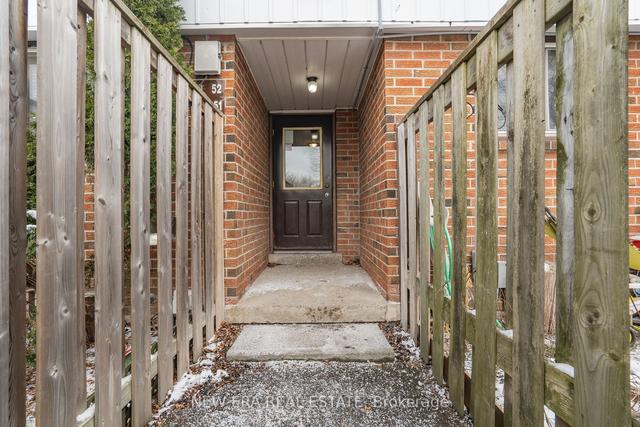 49 - 120 Nonquon Rd, Townhouse with 3 bedrooms, 1 bathrooms and 1 parking in Oshawa ON | Image 12