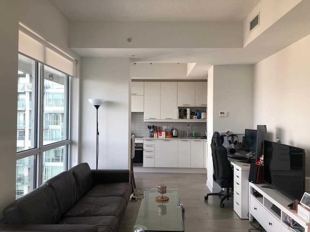 1808 - 30 Nelson St, Condo with 1 bedrooms, 1 bathrooms and 0 parking in Toronto ON | Image 1