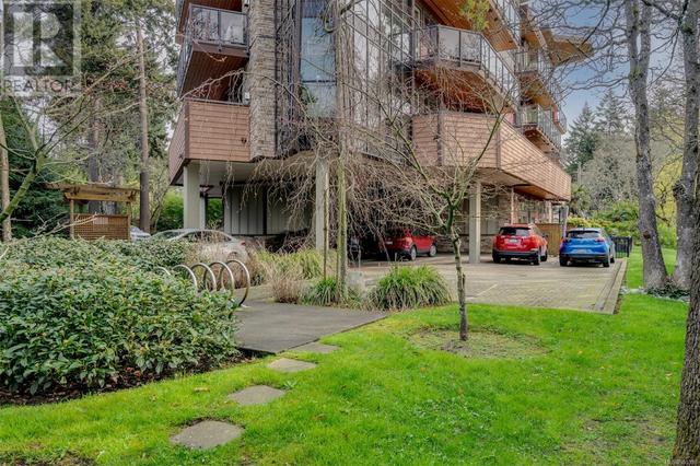 402 - 2850 Aldwynd Rd, Condo with 2 bedrooms, 2 bathrooms and 1 parking in Langford BC | Image 36