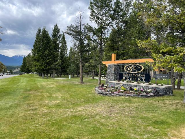713b - 700 Bighorn Boulevard, Condo with 2 bedrooms, 2 bathrooms and null parking in Radium Hot Springs BC | Image 26