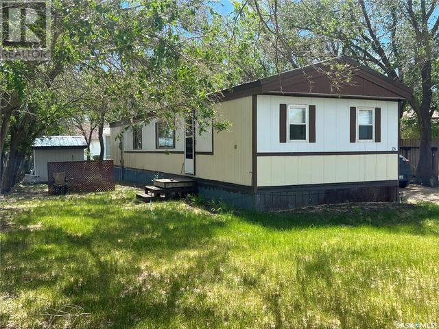 335 South Front Street, Home with 2 bedrooms, 2 bathrooms and null parking in Pense SK | Card Image