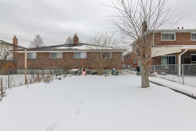 241 Apache Tr, House semidetached with 3 bedrooms, 2 bathrooms and 3 parking in Toronto ON | Image 20
