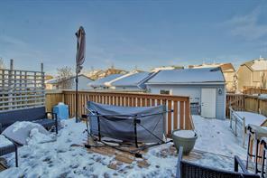 145 Elgin Meadows View Se, Home with 3 bedrooms, 2 bathrooms and 4 parking in Calgary AB | Image 26