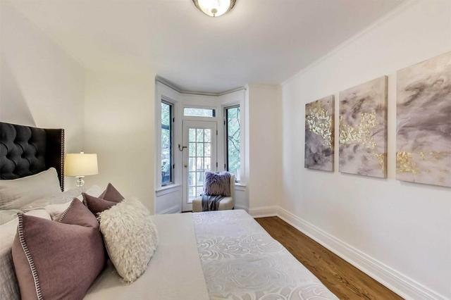 313 Seaton St, House attached with 4 bedrooms, 2 bathrooms and 1 parking in Toronto ON | Image 14