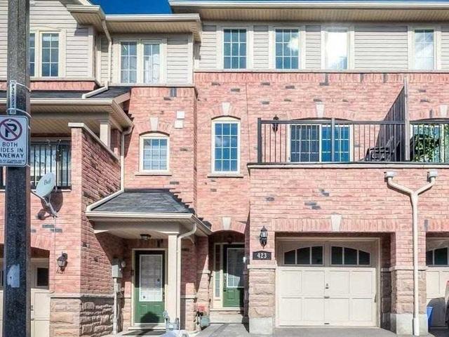 423 Rossland Rd E, House attached with 3 bedrooms, 3 bathrooms and 3 parking in Ajax ON | Image 1