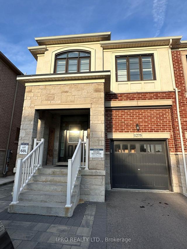 1275 Hamman Way, House semidetached with 2 bedrooms, 2 bathrooms and 1 parking in Milton ON | Image 1