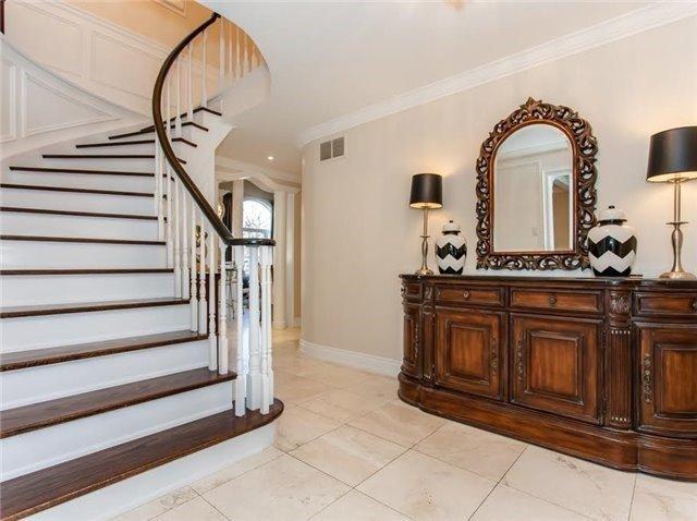855 Silver Birch Tr, House detached with 4 bedrooms, 4 bathrooms and 4 parking in Mississauga ON | Image 6