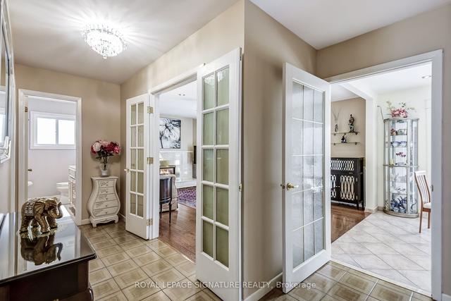 78 Whitehorn Cres, House detached with 4 bedrooms, 4 bathrooms and 6 parking in Toronto ON | Image 11