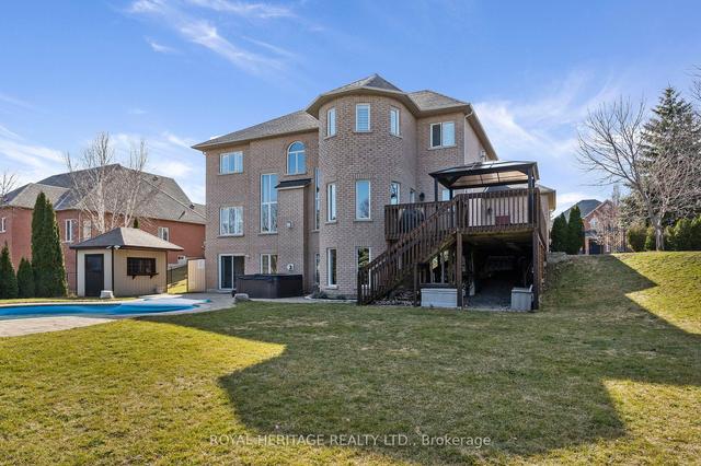 1089 Far North Circ, House detached with 4 bedrooms, 5 bathrooms and 6 parking in Newmarket ON | Image 28