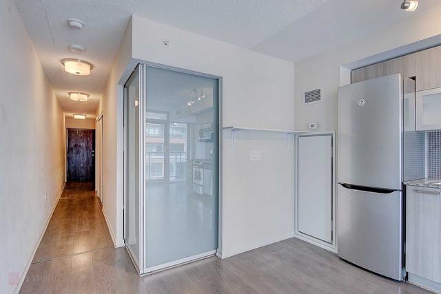 519e - 36 Lisgar St, Condo with 2 bedrooms, 1 bathrooms and 0 parking in Toronto ON | Image 9